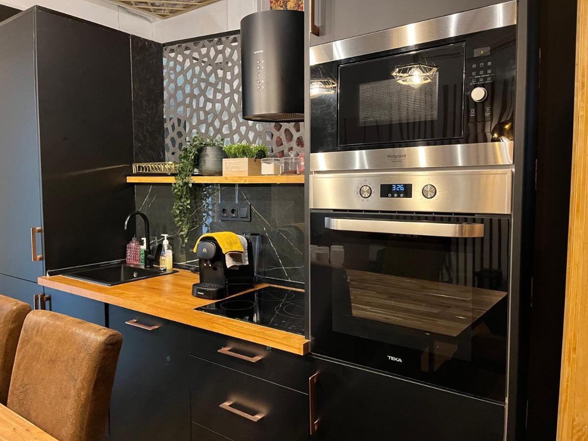 Apartament Chic4 Luxury Gran Via Madryt
